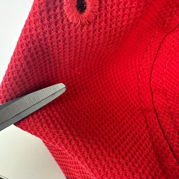 Under Armour Youth Classic Fit Embroidered Logo Red/Black Baseball Hat Cap S/M - Picture 7 of 8